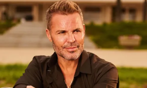 
					Eduardo Costa expõe arrependimento por uso de anabolizantes: 'Lixo'
				
				