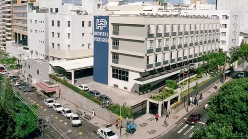 
				
					Elevador cai e deixa duas funcionárias feridas em hospital de Salvador
				
				