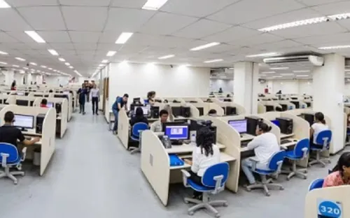 
					Empresa de telemarketing abre 300 vagas em Feira de Santana
				
				