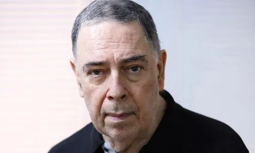 
					Empresário baiano Sílvio Coelho morre aos 84 anos em Salvador
				
				
