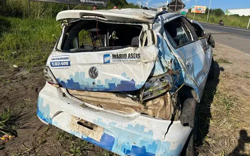 
				
					Empresário capota carro e morre após show da Timbalada na Bahia
				
				