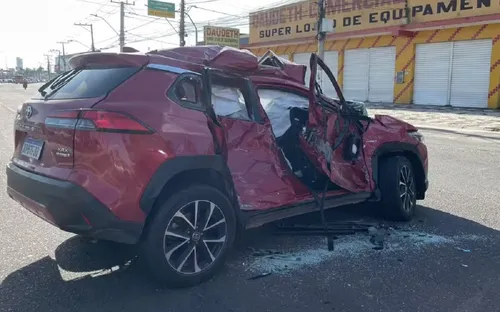 
					Empresário morre após colisão na Bahia; carro foi arrastado por ônibus
				
				