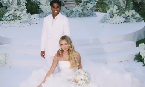 
					Endrick e Gabriely fazem casamento luxuoso e secreto na Espanha; FOTOS
				
				