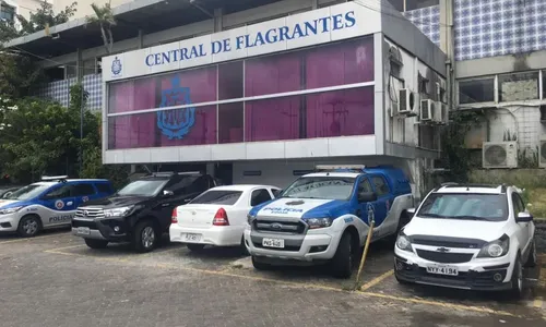 
					Enfermeira é atacada por acompanhante de paciente em hospital da Bahia
				
				