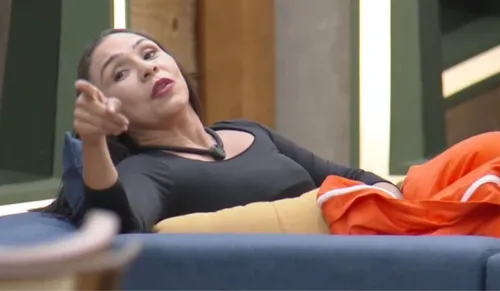 
					A Fazenda: Galisteu se choca com mentira de Yoná após Roça: 'Miséria'
				
				