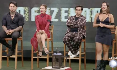 
					Enquete A Fazenda 17: vote em Duda, Dudu ou Maria para deixar Roça
				
				