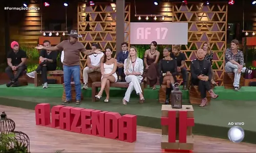 
					Enquete A Fazenda 17: Michelle leva golpe de Shia em Super Paiol
				
				