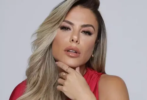 
					Esposa de Leonardo aparece com olho inchado e revela o que aconteceu
				
				