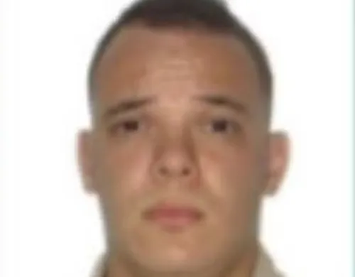 
					Estudante de Medicina é preso em aeroporto com canetas emagrecedoras
				
				