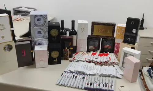 
					Estudante de Medicina é preso em aeroporto com canetas emagrecedoras
				
				