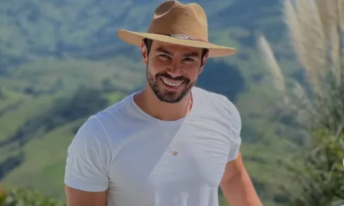 
					Ex-A Fazenda Mariano abre o jogo após virar alvo na Justiça por dívida
				
				