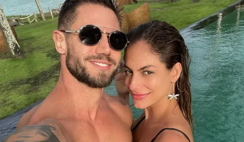 
					Ex-BBB Jonas mostra mansão com Mari Gonzalez e revela futuro do imóvel
				
				