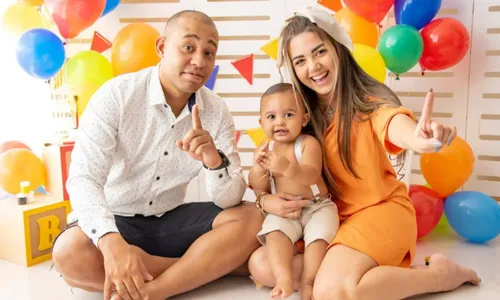 
					Ex de Mussunzinho expõe abandono e calote do ator em pensão do filho
				
				