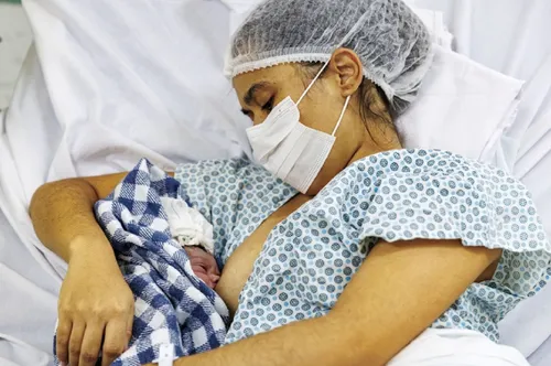 
					Exposição de aleitamento humano chega ao metrô de Salvador
				
				