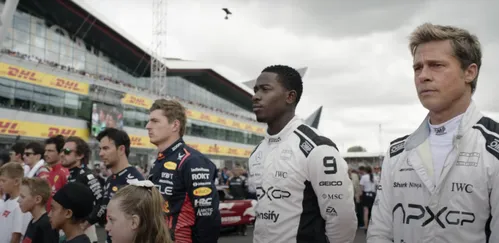 
				
					‘F1 – O Filme’, com Brad Pitt e Lewis Hamilton, chega aos cinemas
				
				