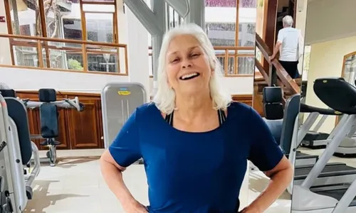 
					Fafá de Belém revela perda de 25 kg sem procedimentos: 'Terapia'
				
				