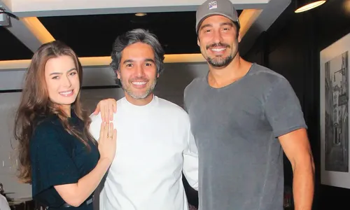 
					Fernando sobre briga da traição de Pecoraro a Renata: 'Ele chorou'
				
				