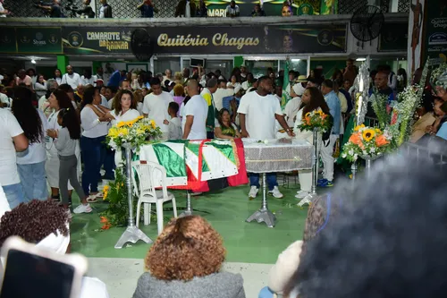 
					Filha de Arlindo Cruz cai no choro ao lembrar últimos momentos do pai
				
				