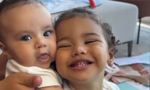 
					Filha de Neymar faz aniversário e exibe braço machucado; jogador reage
				
				