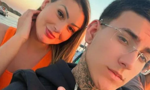 
					Filho de Andressa Urach surpreende e se rende a procedimento íntimo
				
				
