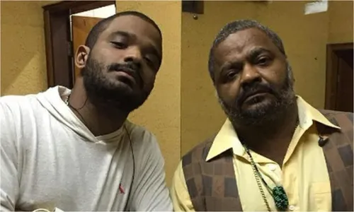 
					Regina Casé resgata o 'Esquenta' e se declara para Arlindo Cruz
				
				