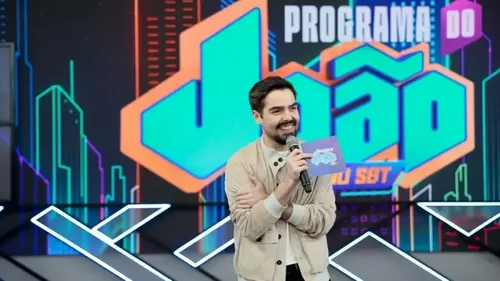 
					Filho de Faustão emociona com homenagem ao pai durante estreia no SBT
				
				