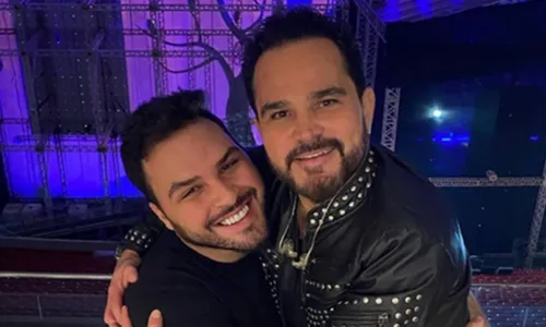
				
					Filho de Luciano Camargo perde 17 kg e físico impressiona; veja
				
				