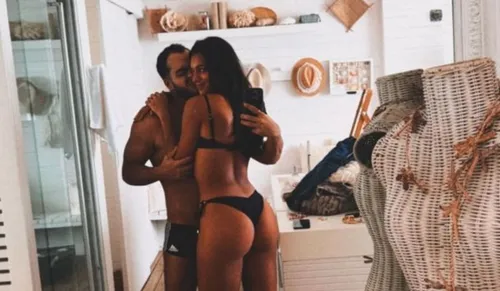 
				
					Filho de Preta Gil posta registro íntimo ao lado de Alane Dias
				
				