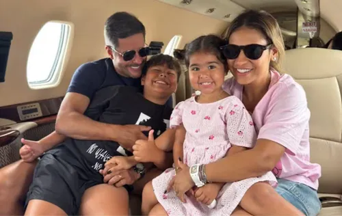 
					Filho de Simone se emociona ao descobrir infância pobre da mãe; VÍDEO
				
				