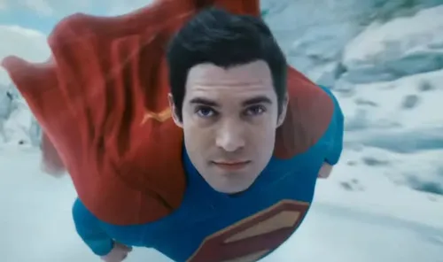 
				
					Filme 'Superman' usa herói original para iniciar nova era no cinema
				
				