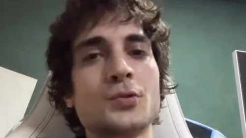 
					Fiuk abre o jogo sobre tentativa de invasão a camarim de Travis Scott
				
				