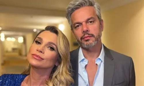 
				
					Flávia Alessandra revela medo ao dormir com Otaviano: 'Levei um tapa'
				
				