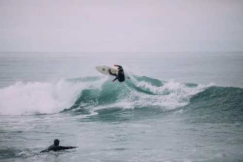 
				
					Gabriel Medina mira tetracampeonato após tempo longe do surfe
				
				