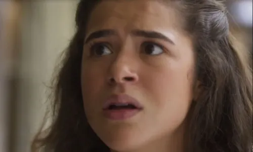 
				
					'Garota do Momento': Beatriz divide segredo de Bia e surpreende Beto
				
				
