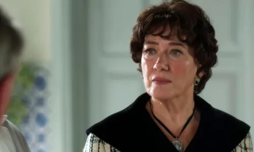 
				
					Garota do Momento: Beatriz surta ao descobrir crime de Maristela
				
				