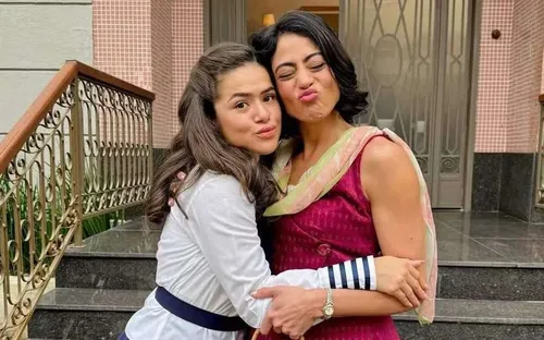 
				
					'Garota do Momento': atriz revela cena emocionante que não foi ao ar
				
				