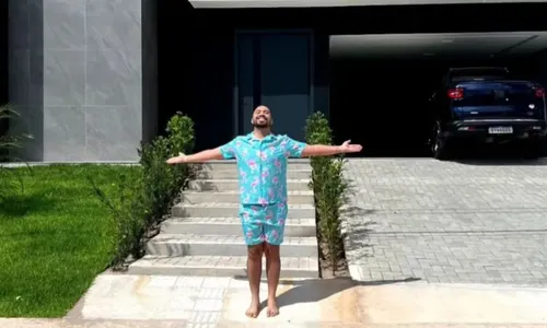 
					Gil do Vigor coloca mansão de luxo à venda e pede fortuna astronômica
				
				