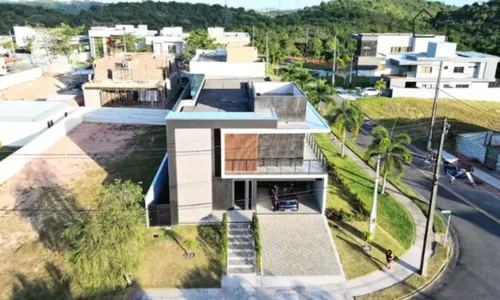 
					Gil do Vigor coloca mansão de luxo à venda e pede fortuna astronômica
				
				