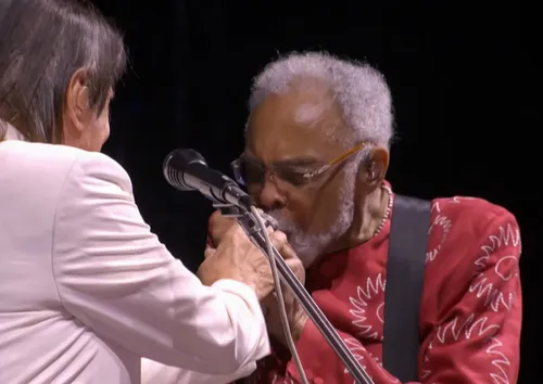   					Gilberto Gil emociona público com homenagem à filha Preta Gil; VÍDEO  				  				