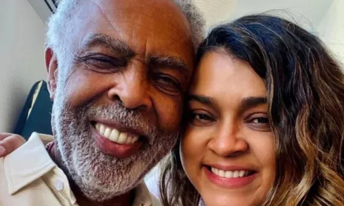 
				
					Gilberto Gil surpreende e exibe momento íntimo com Preta Gil
				
				