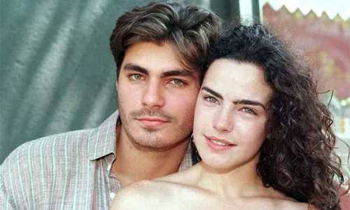 
					Globo bate o martelo e escolhe sucesso para lugar de História de Amor
				
				