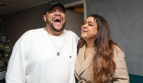 
					Gominho se emociona ao mostrar coisas que pegou de Preta Gil; VÍDEO
				
				