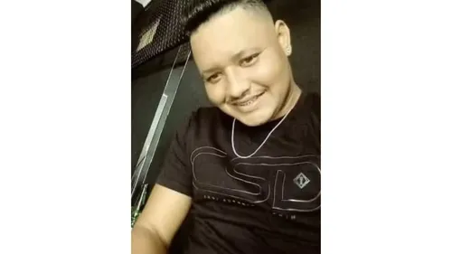 
				
					Homem é morto a tiros após desentendimento em bar no oeste da Bahia
				
				