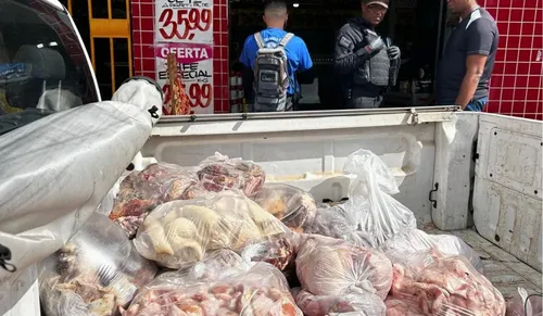 
					Homem é preso com meia tonelada de carne sem comprovação em Salvador
				
				