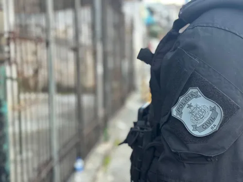 
					Homem envolvido nas mortes de técnicos de internet é preso em Salvador
				
				