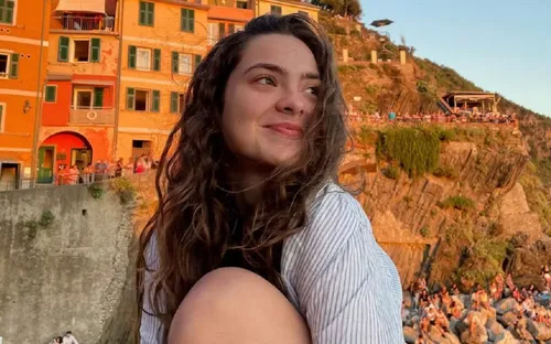 
					'Igreja de ouro' segue interditada em Salvador 6 meses após tragédia
				
				