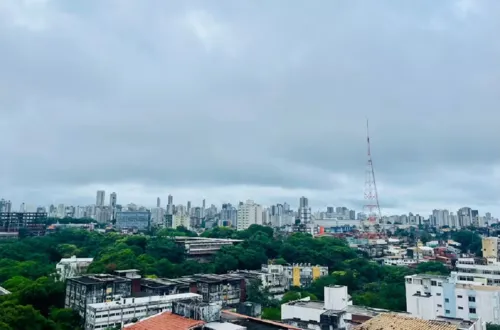 
				
					Inmet divulga alerta de chuvas intensas para Salvador, RMS e recôncavo
				
				
