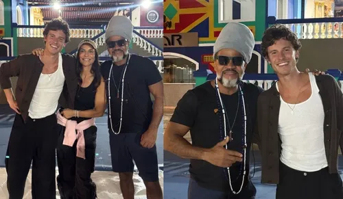 
					Shawn Mendes é flagrado só de toalha em companhia de Bruna Marquezine
				
				