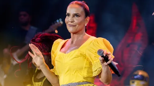 
				
					Ivete revela conversa sobre sexualidade com filhos: 'Direito de amar'
				
				