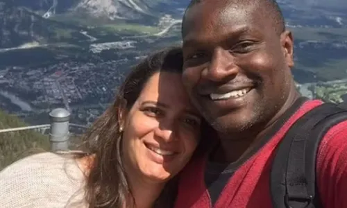 
					Esposa de Jacaré reage à antigo romance do marido com Sheila Mello
				
				